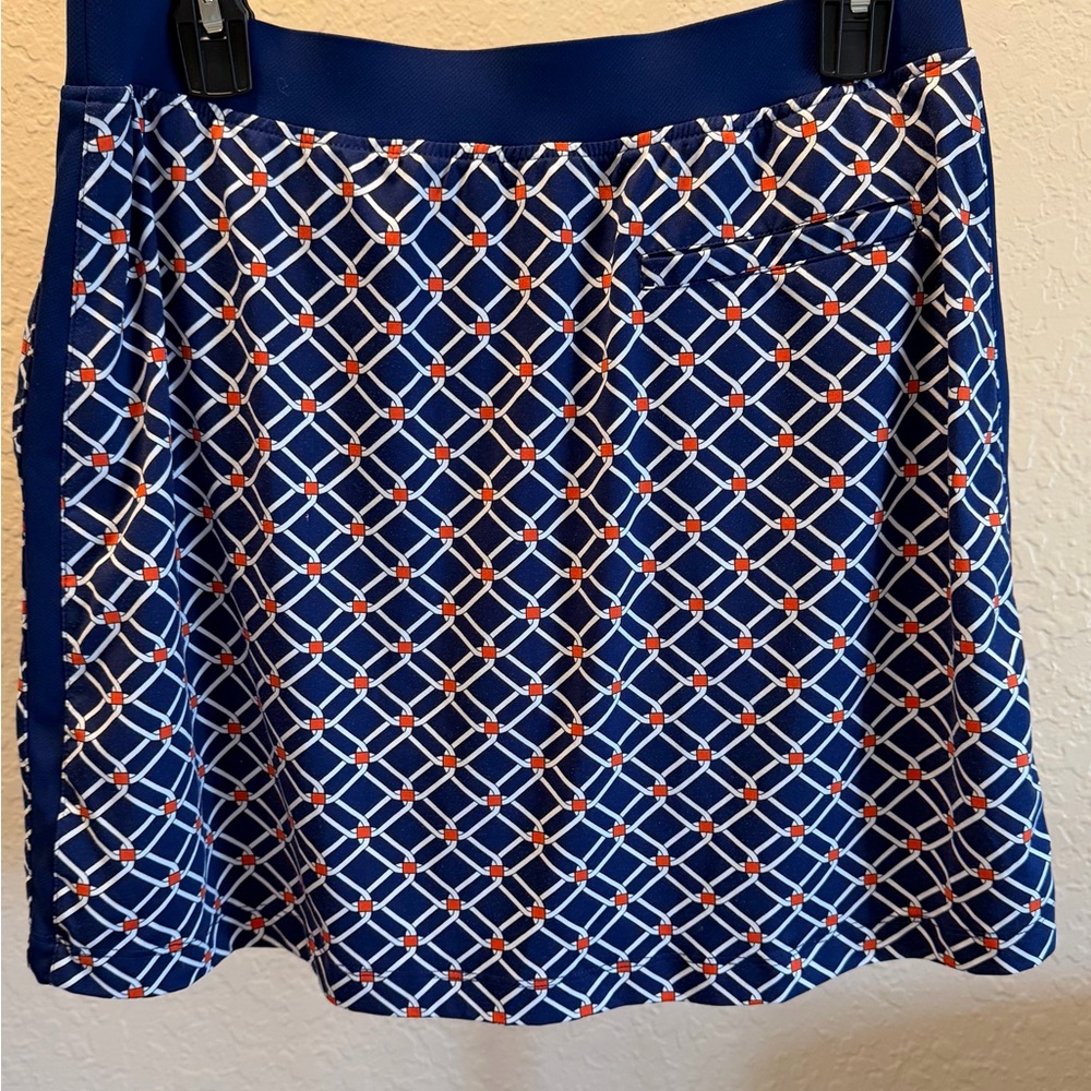 Tail golf / tennis / pickleball skirt with Built-in Shorts. Mint condition med - Picture 4 of 13